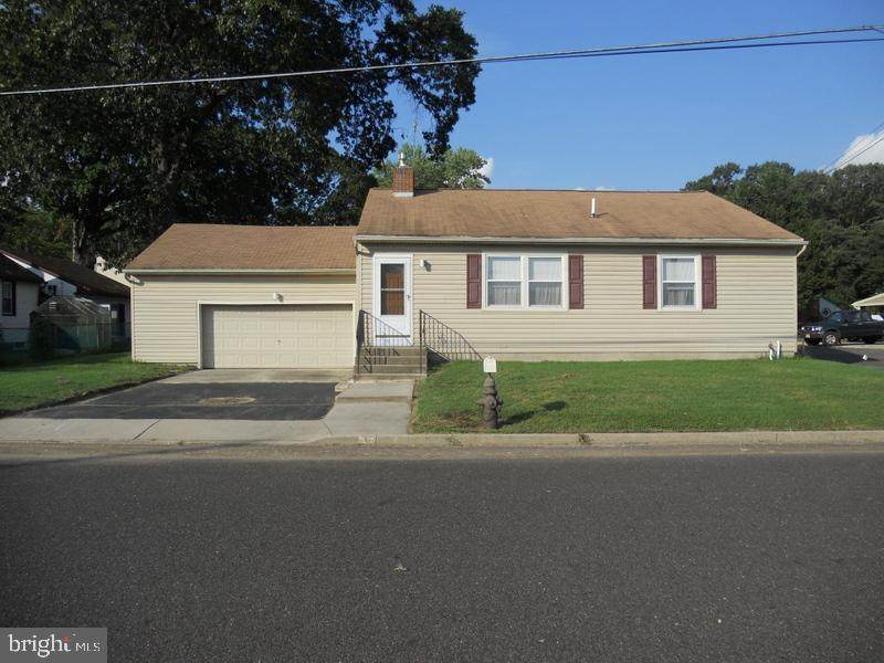 1 Maple Avenue - Photo 1