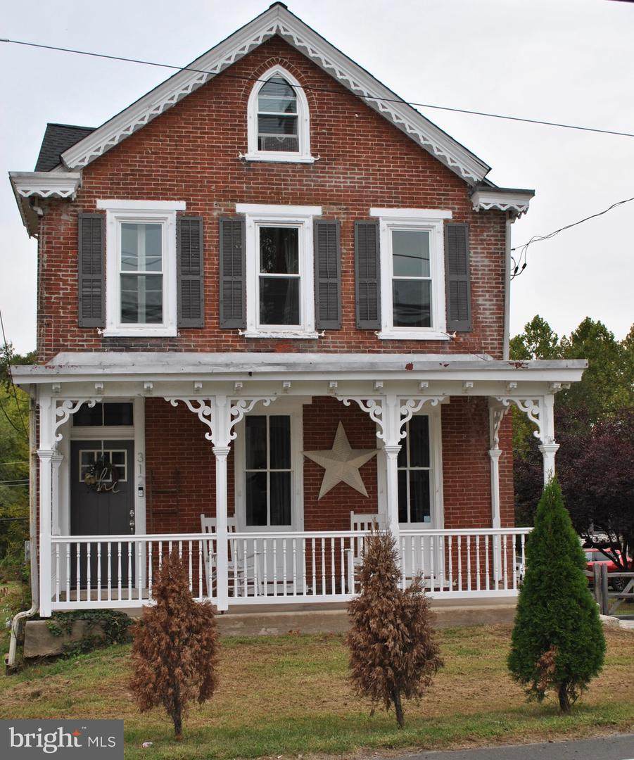 312 Gravel Pike - Photo 1