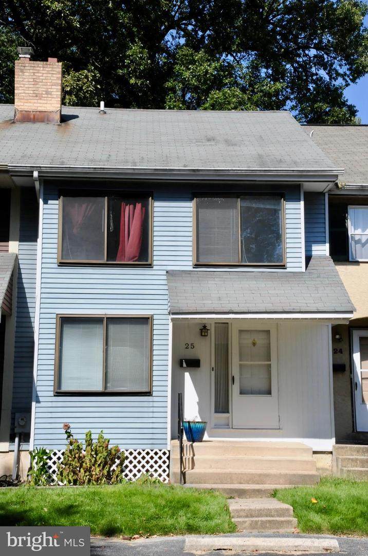 25 Darien Court - Photo 1