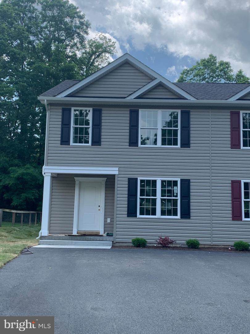 750 11TH Street - Photo 1