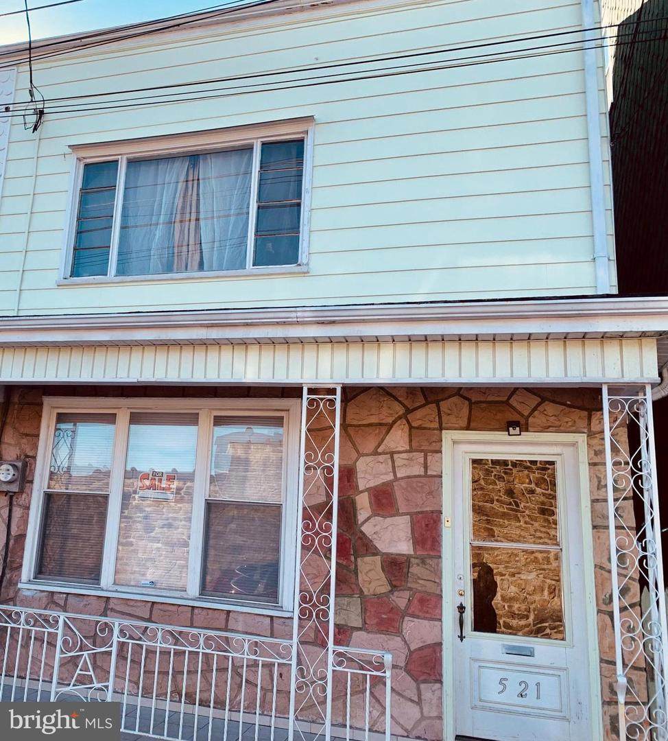 521 3RD Street - Photo 1