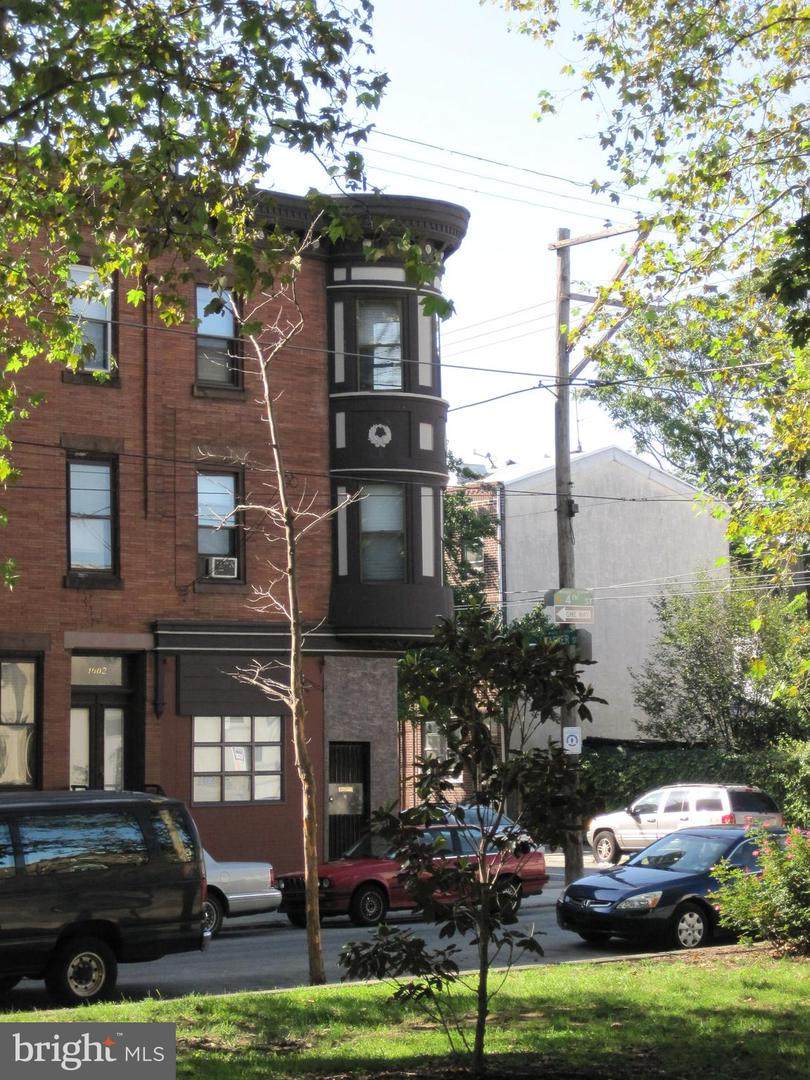 1600 4TH Street - Photo 1