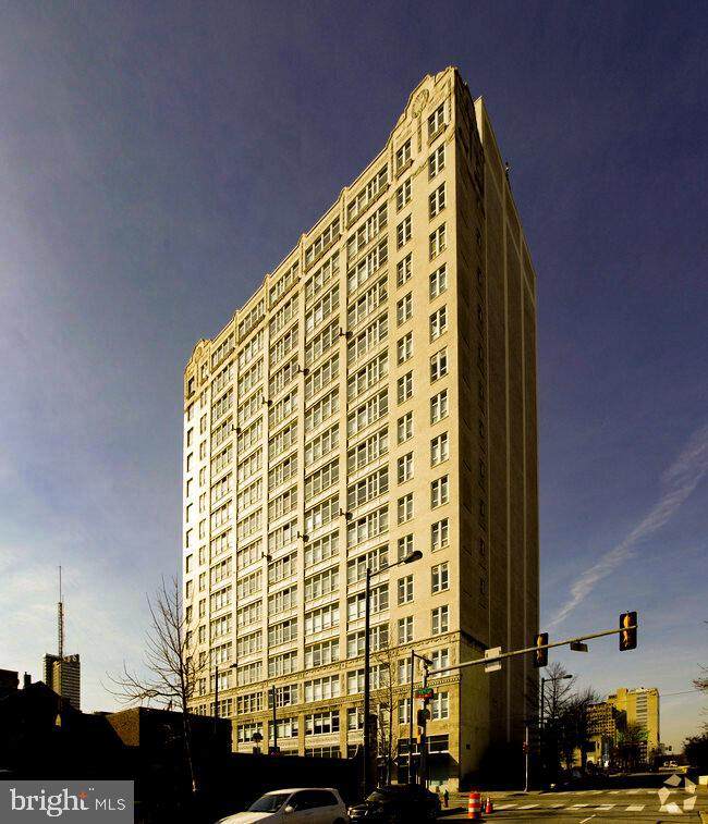 1100 Vine Street - Photo 1