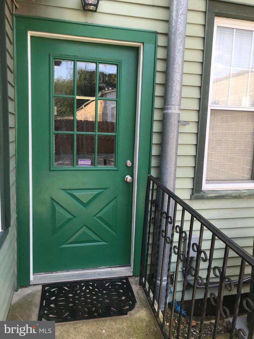115-117 Jersey Avenue - Photo 1