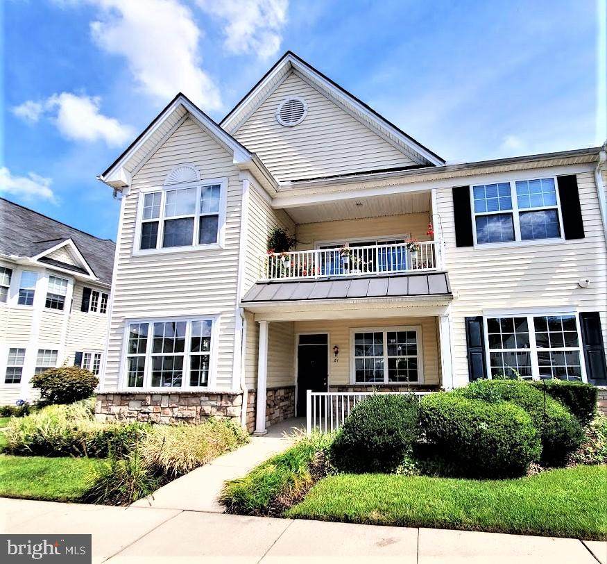81 Pelican Place - Photo 1