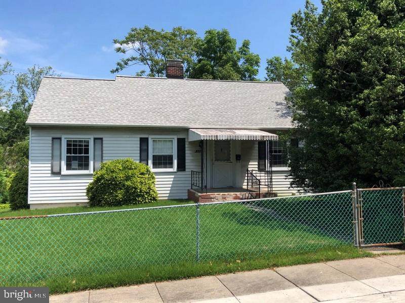 2208 Gibbons Avenue - Photo 1