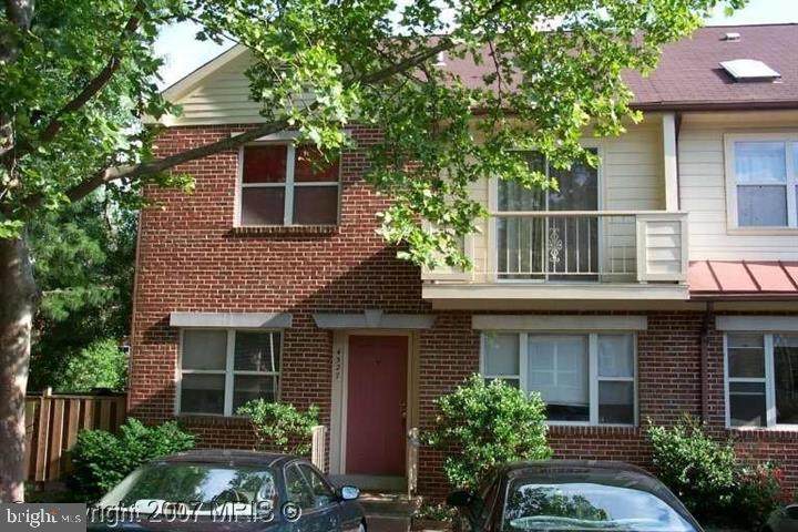 4527 11TH Street - Photo 1