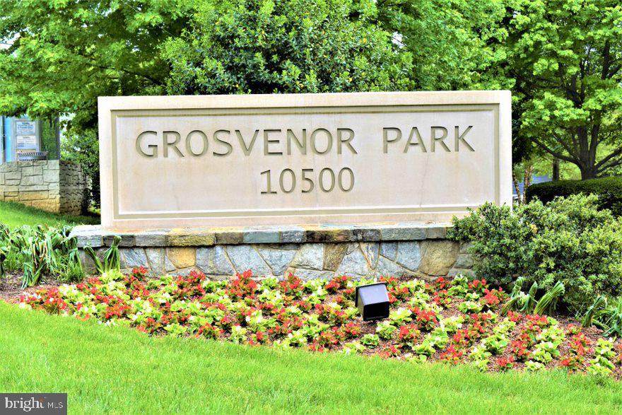 10500 Rockville Pike - Photo 1