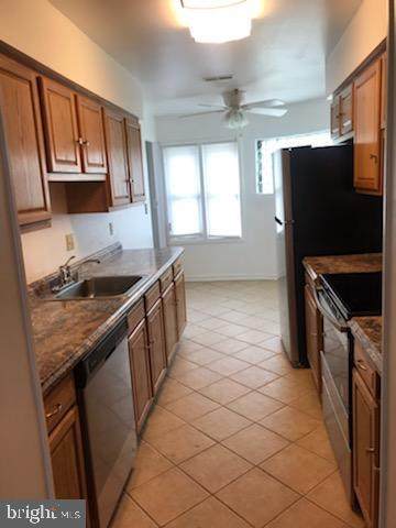 5203 Le Parc Drive - Photo 1