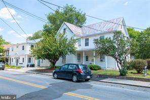 544 Loudoun Street - Photo 1