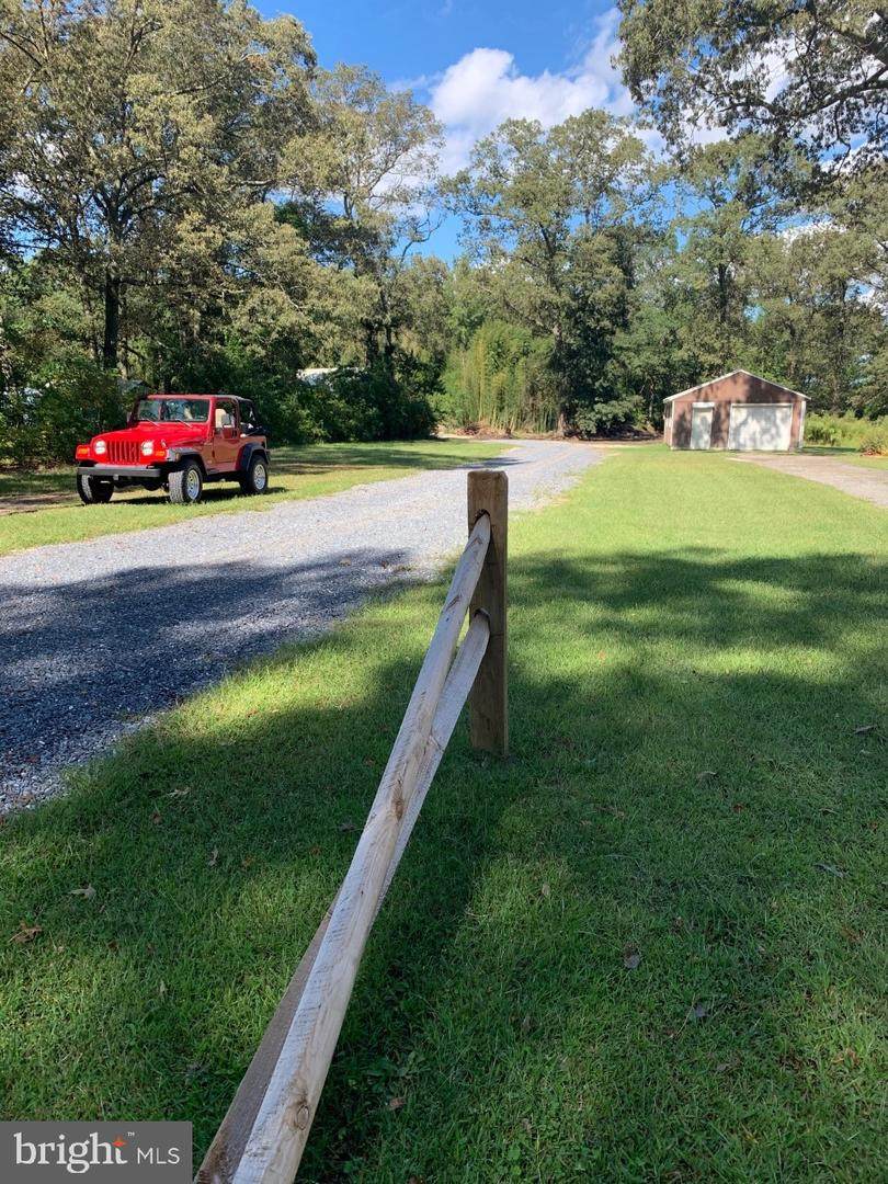 611 Thorogoods Road - Photo 1