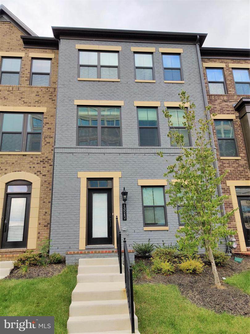 13242 Woodland Pond Place - Photo 1