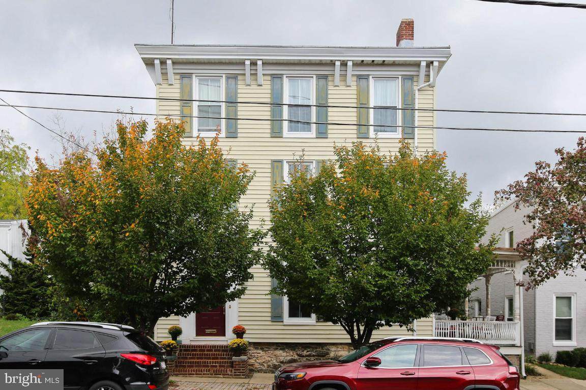 152 Main Street - Photo 1
