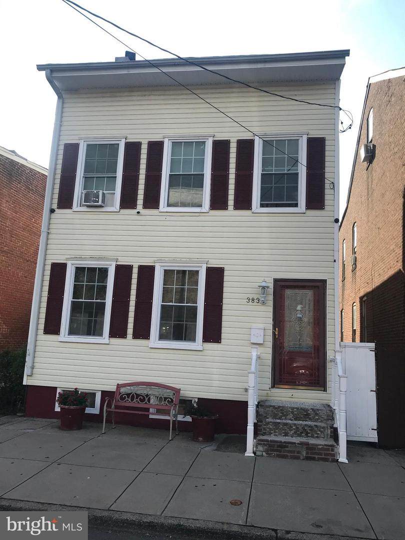 383 2ND Street - Photo 1