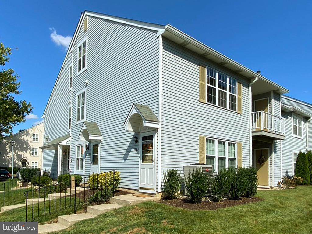 1706-B Heatherstone Court - Photo 1