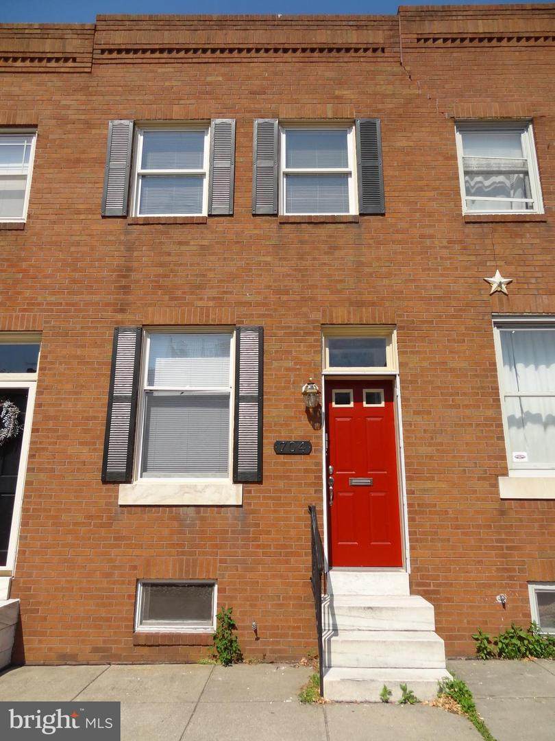 704 Lakewood Avenue - Photo 1
