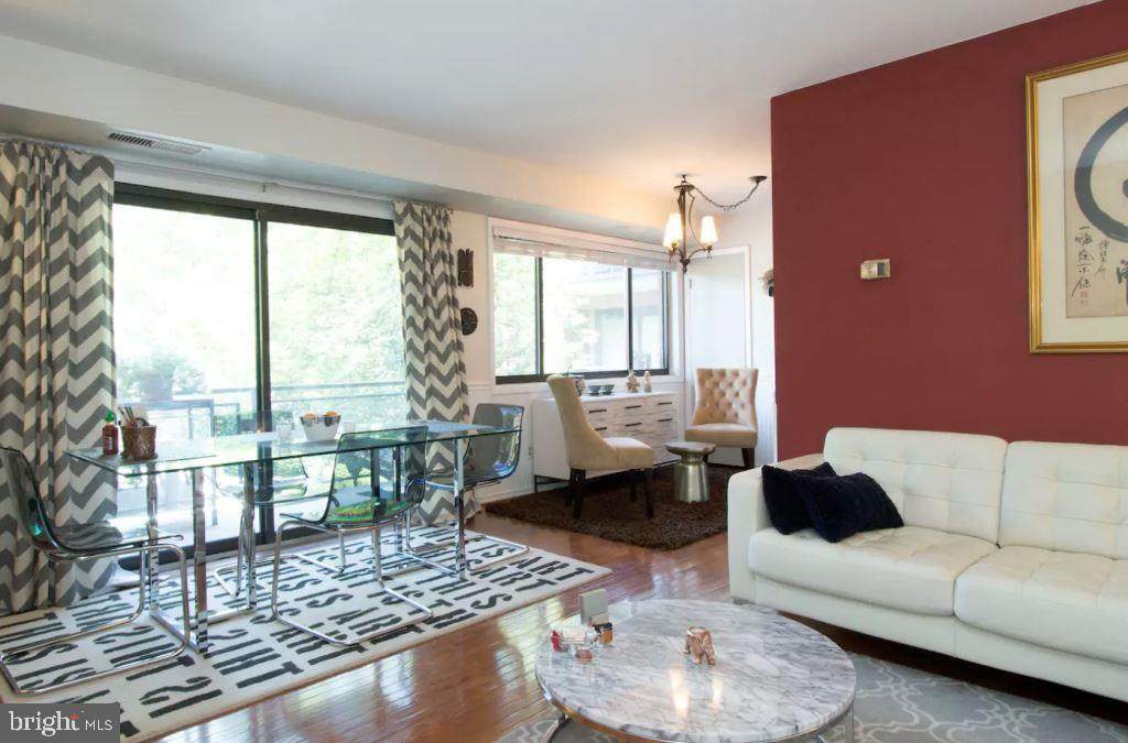 4371 Lee Highway - Photo 1