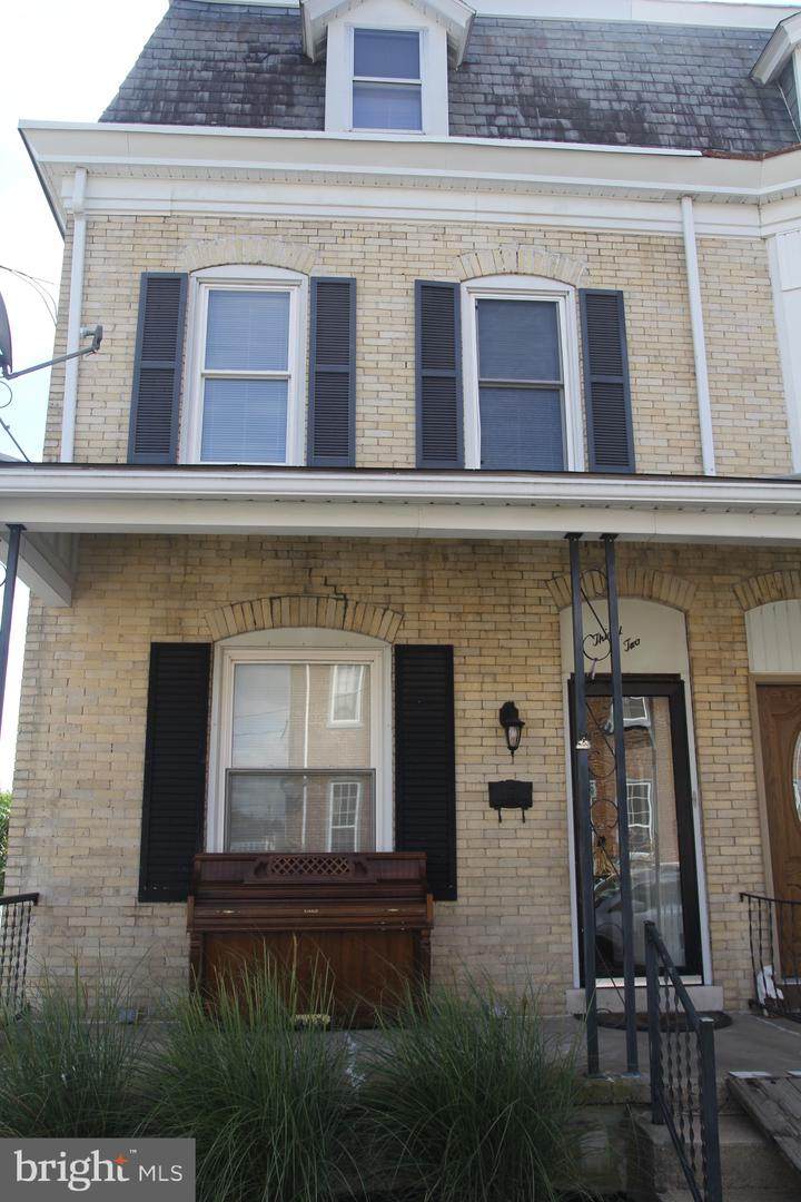 32 Franklin Street - Photo 1