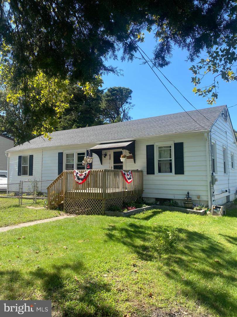 563 Main Street - Photo 1