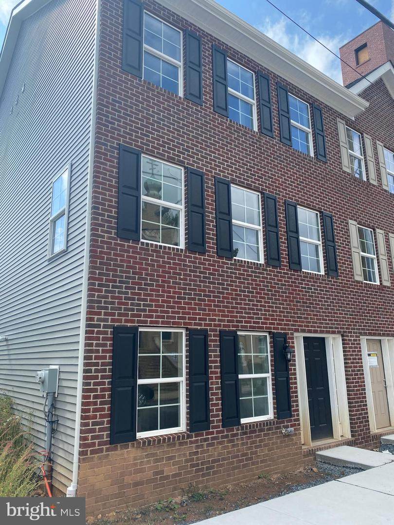 304 Cherry Street - Photo 1
