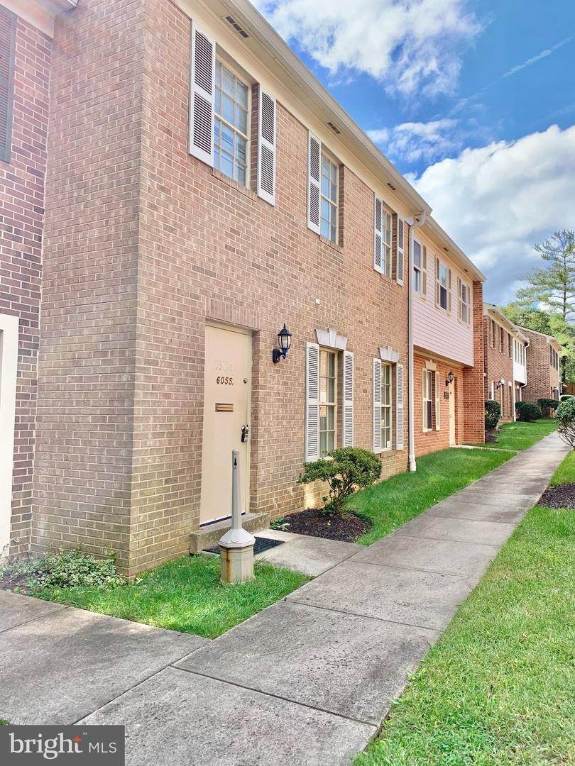 6055-B Arlington Boulevard - Photo 1
