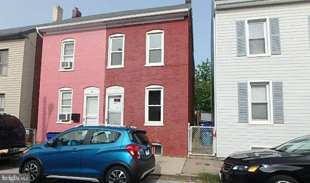 221 1/2 Norway Avenue - Photo 1
