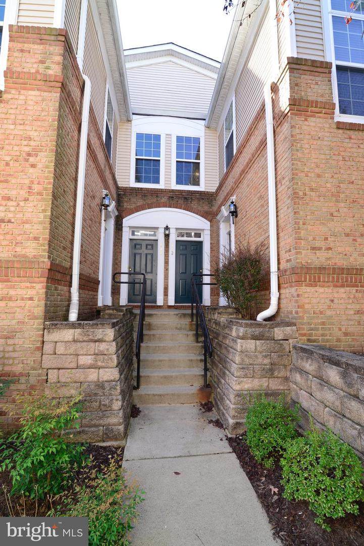 43840 Hickory Corner Terrace - Photo 1