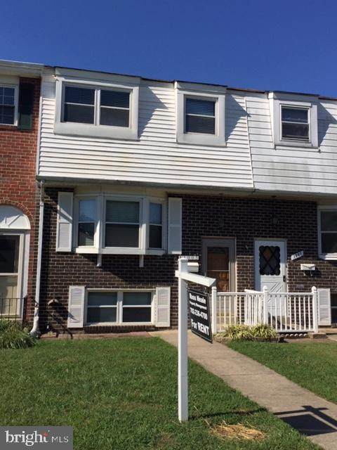 1005 Stormont Circle - Photo 1