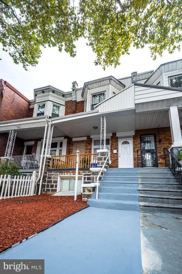 6157 Spruce Street - Photo 1