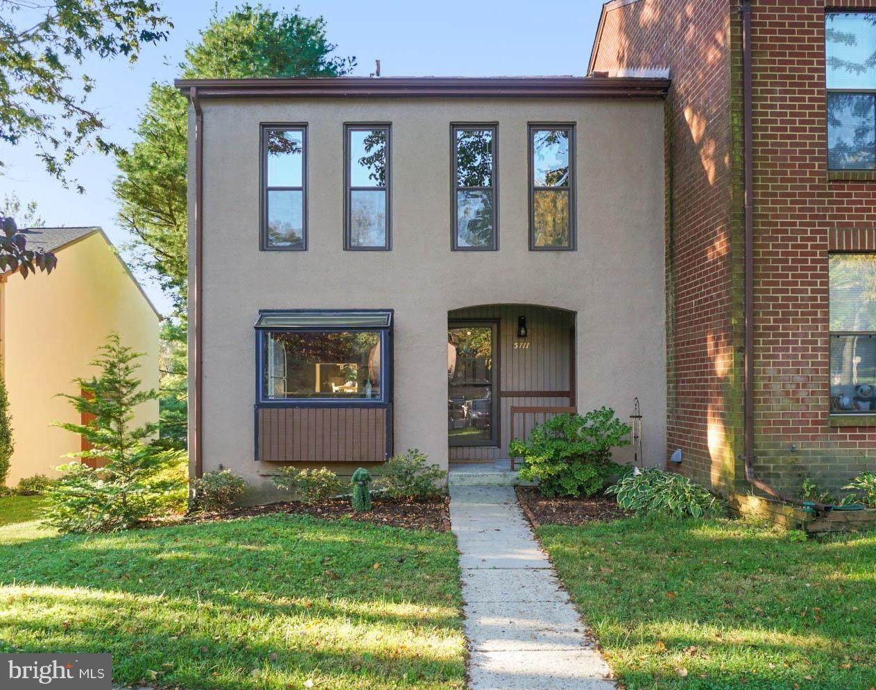 5711 Phelps Luck Drive - Photo 1