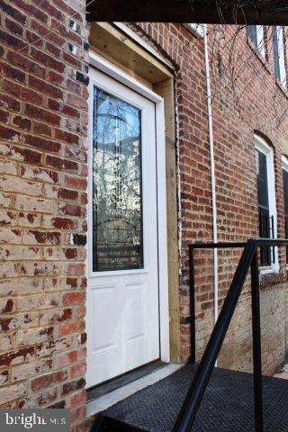 1806 T Street - Photo 1