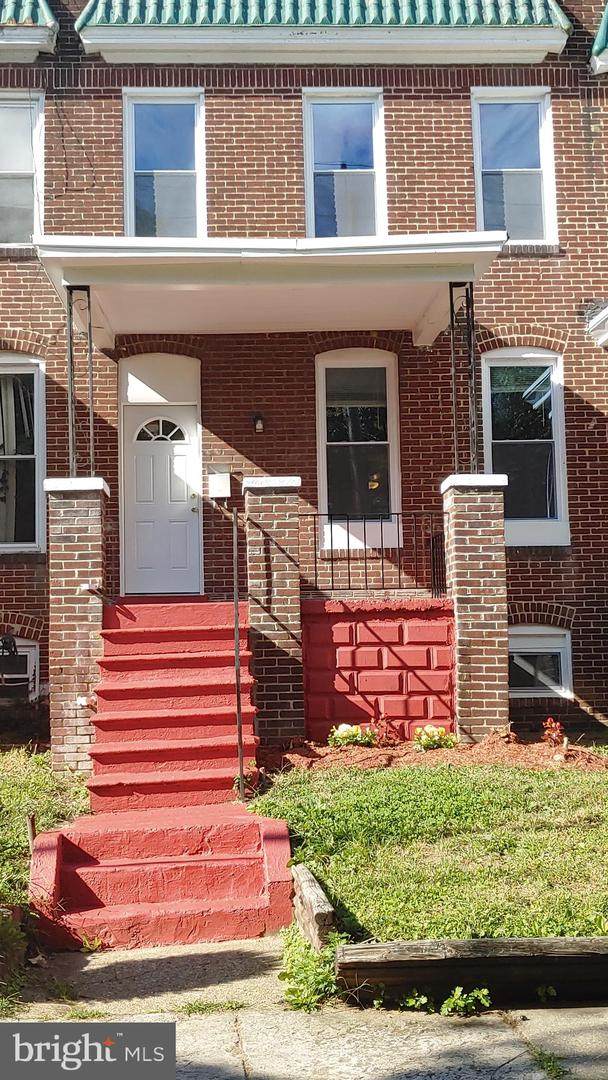 2924 Grantley Avenue - Photo 1