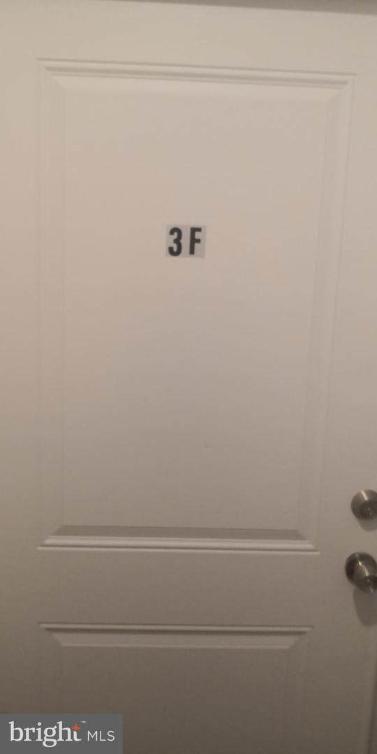 615 11TH Street - Photo 1