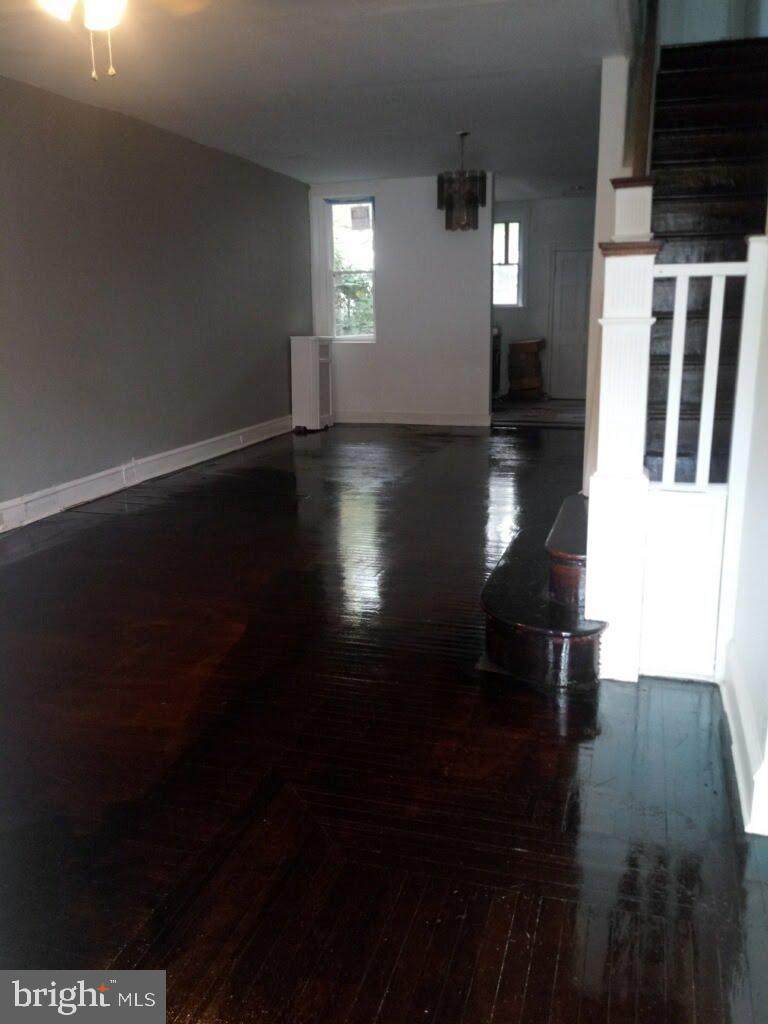 5715 Hadfield Street - Photo 1