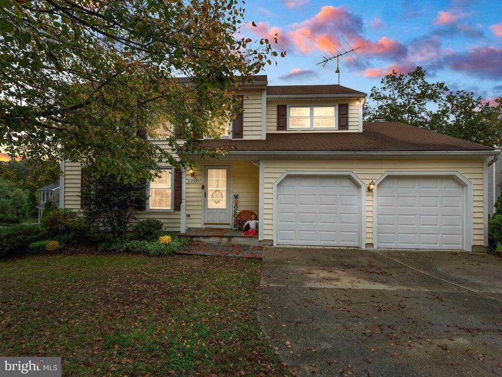 6257 Fairbourne Court - Photo 1