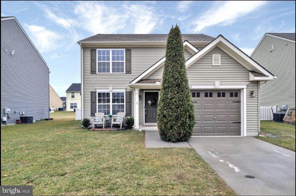 53 Fieldmaple Drive - Photo 1