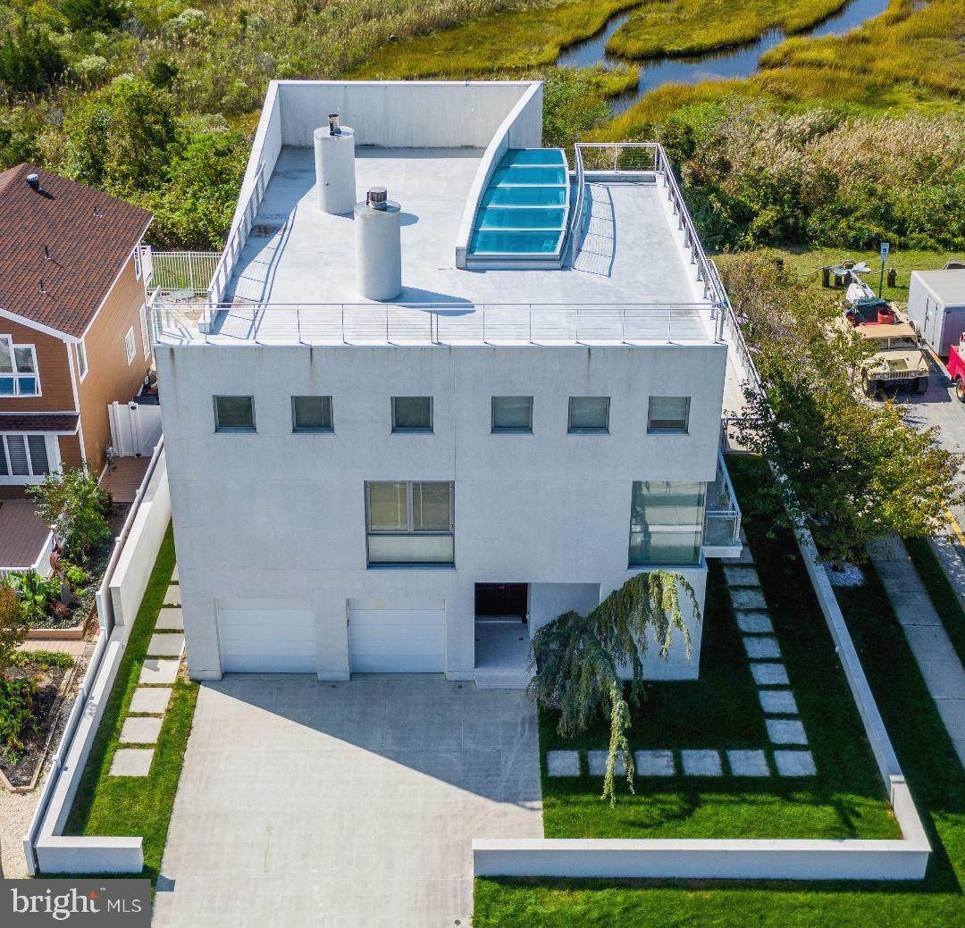 2 Ocean Dr W - Photo 1