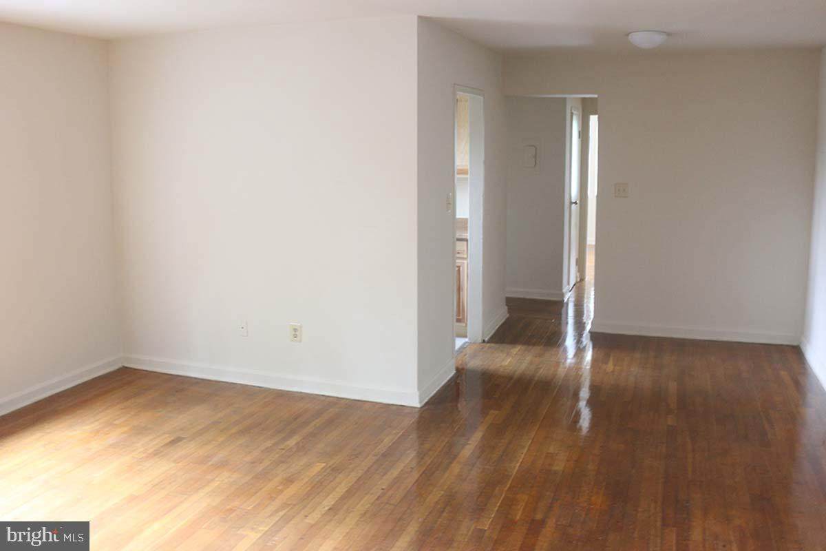 2009 Daniel Street - Photo 1