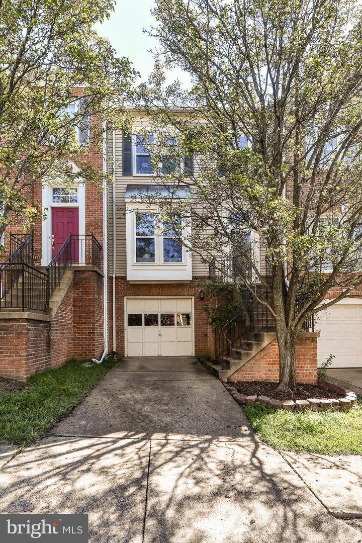 5566 Jowett Court - Photo 1
