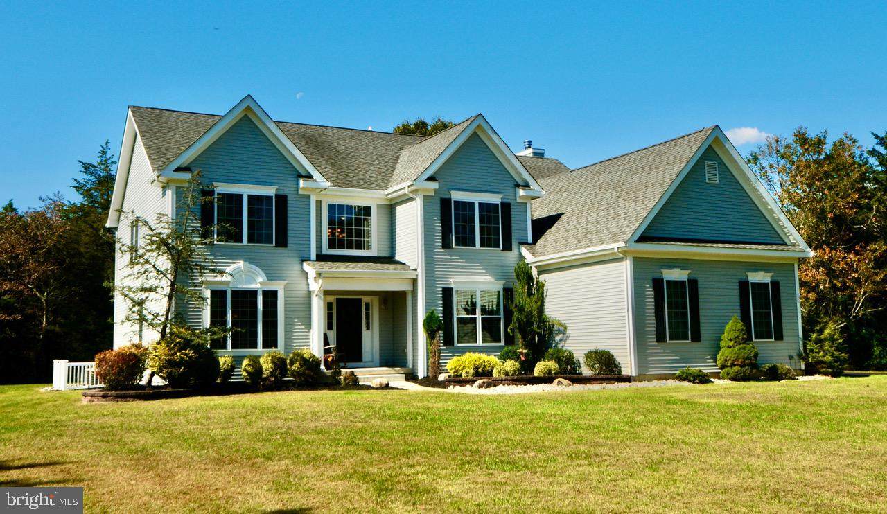 25 Oxford Circle - Photo 1