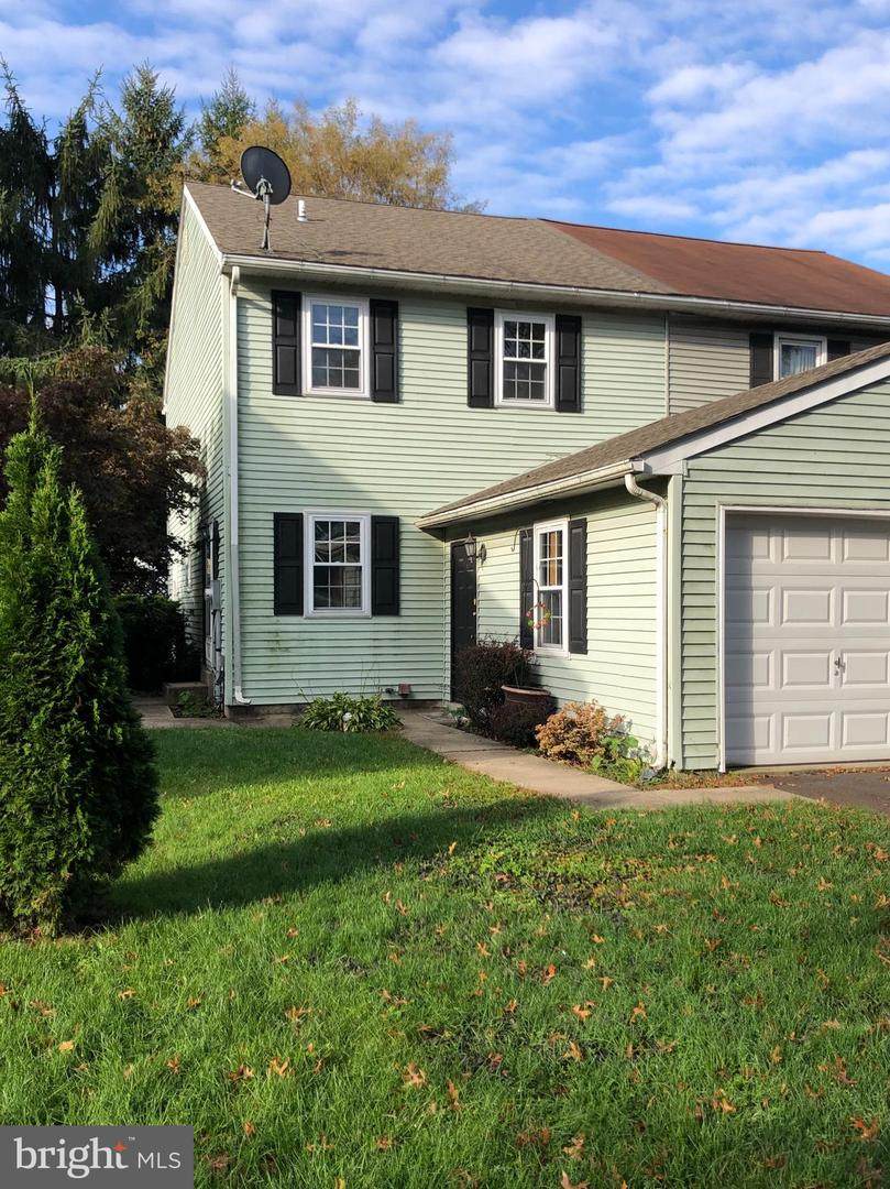 505 Heather Drive - Photo 1