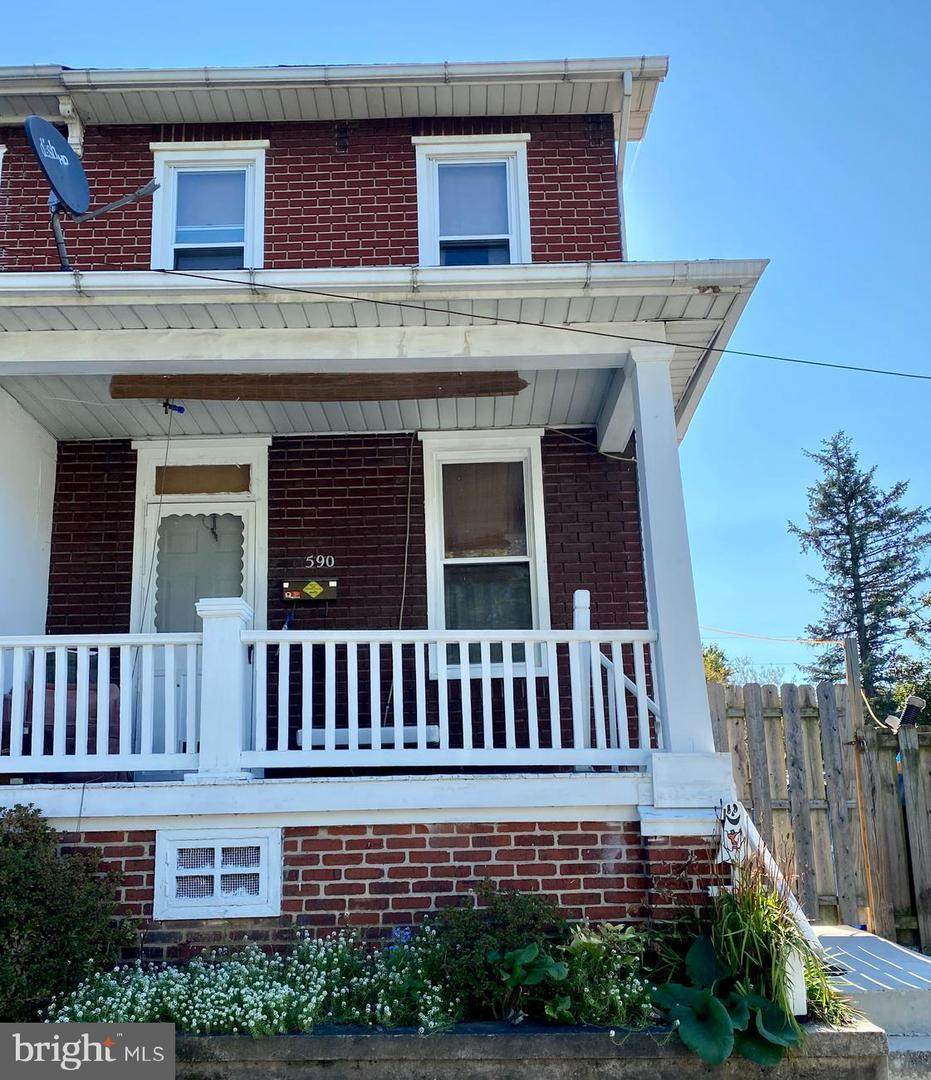 590 Monroe Street - Photo 1