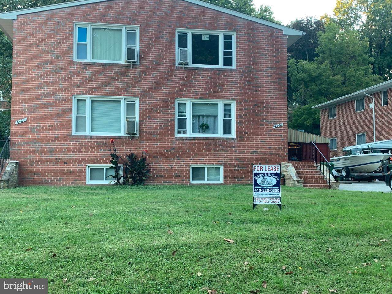 6406 Everall Avenue - Photo 1