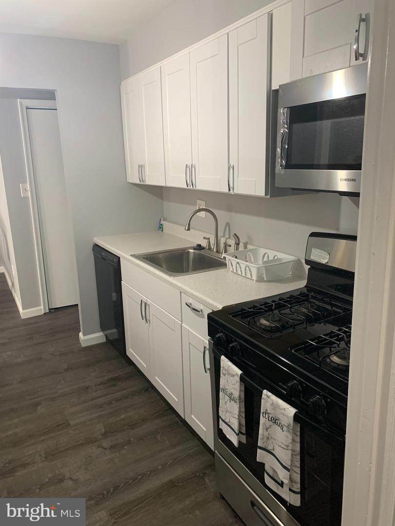 562 Wilson Bridge Drive - Photo 1