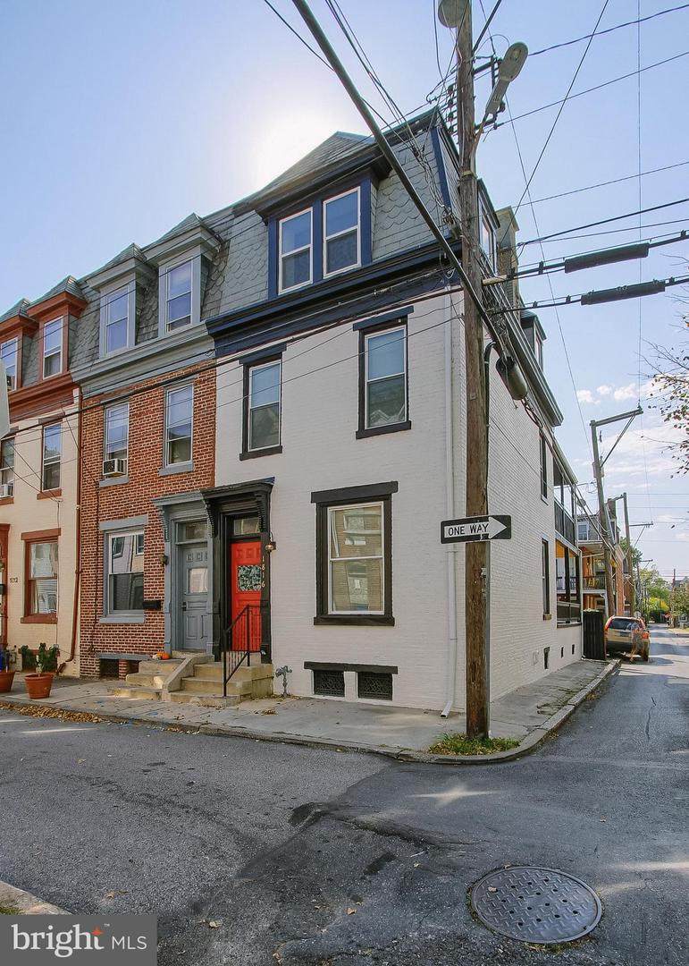 1816 Susquehanna Street - Photo 1