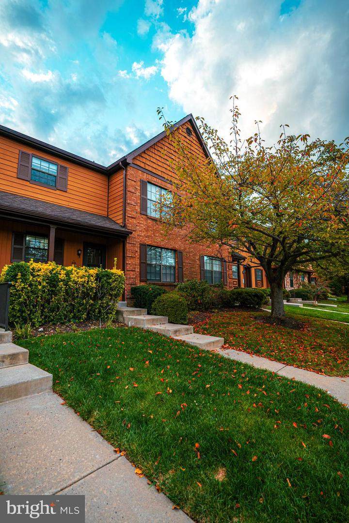 9 Fairway Ct - Photo 1