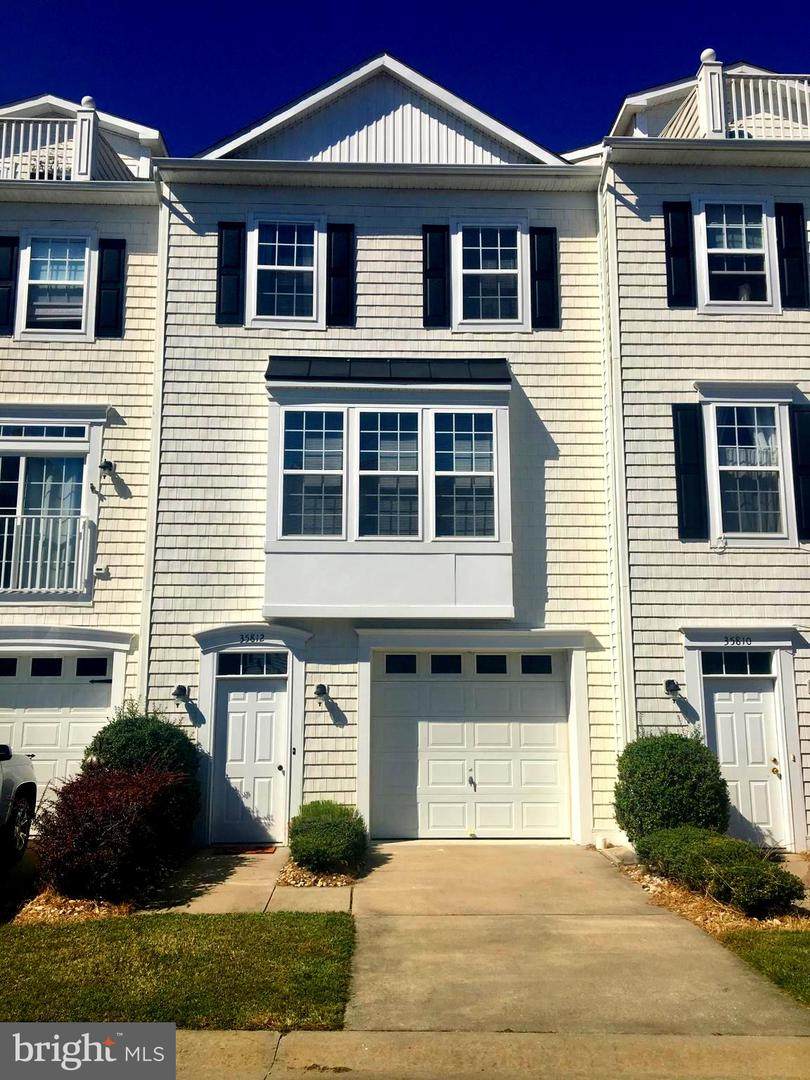35812 Gloucester Circle - Photo 1