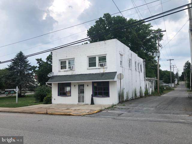 541 Maple Street - Photo 1