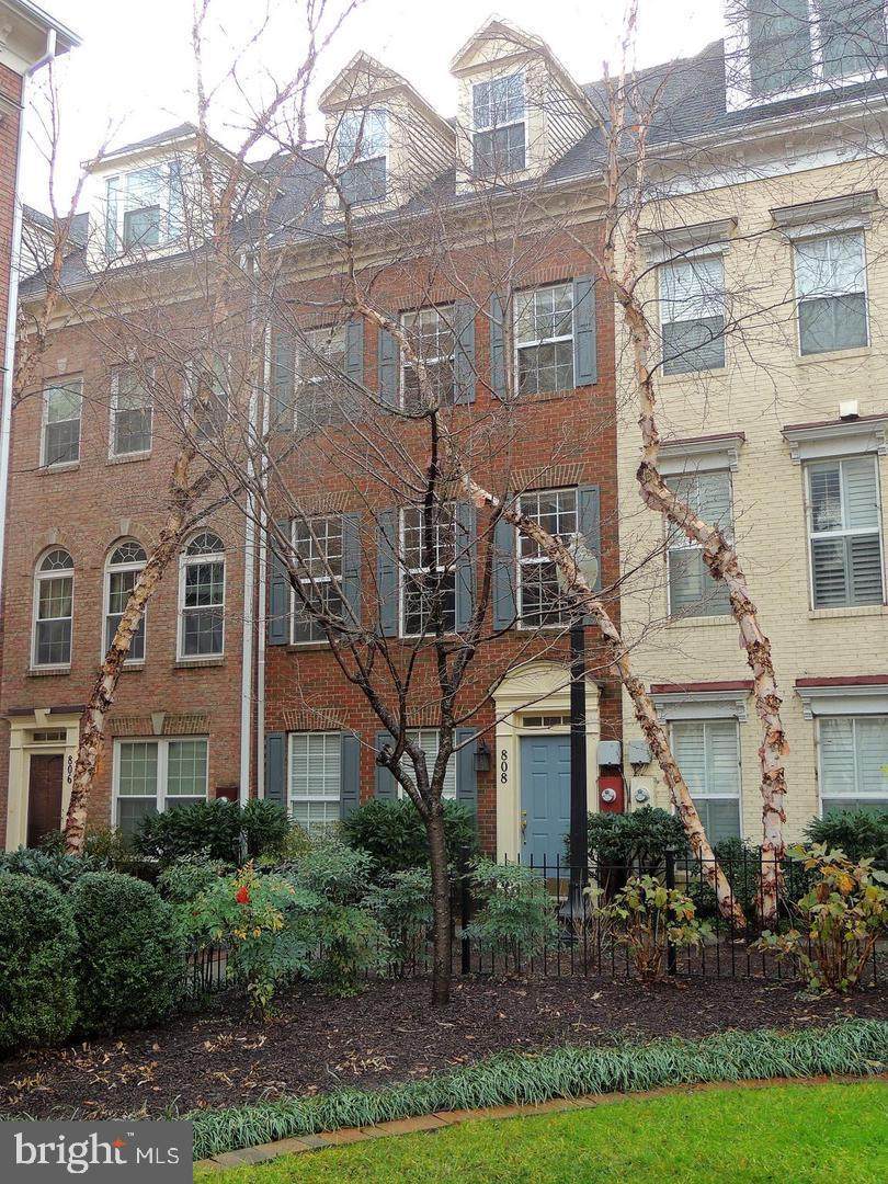 808 Capitol Square Place - Photo 1