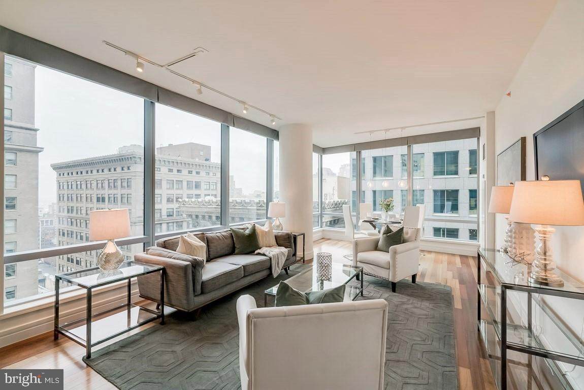 1414 Penn Square - Photo 1